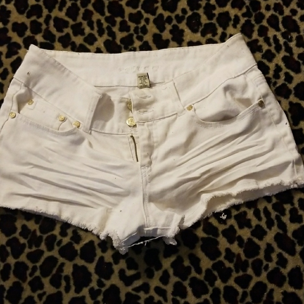 Short shorts